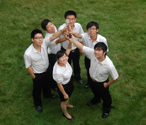 2010年或首届中国大学生服务外包创新创业大赛二等奖 2010年或首届中国大学生服务外包创新创业大赛二等奖